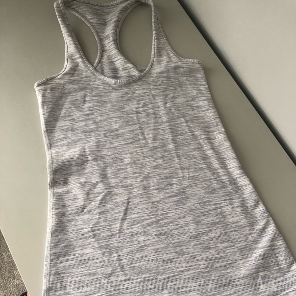 lululemon athletica Tops - Lululemon Gray Tank